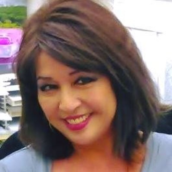 Meet your Posher, Karen - Picture 1 of 1